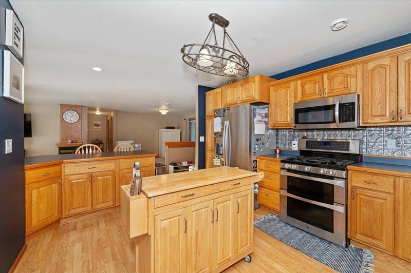 4207 S Kellogg Rd, South Range, WI 54874