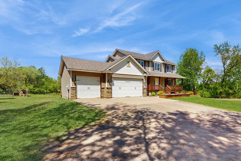 11644 378th St, North Branch, MN 55056