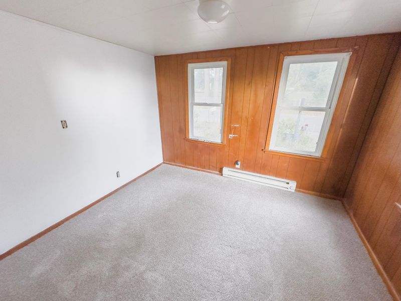 1345 Arkwright St, Saint Paul, MN 55130
