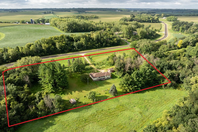 31819 County 7 Blvd, Welch, MN 55089