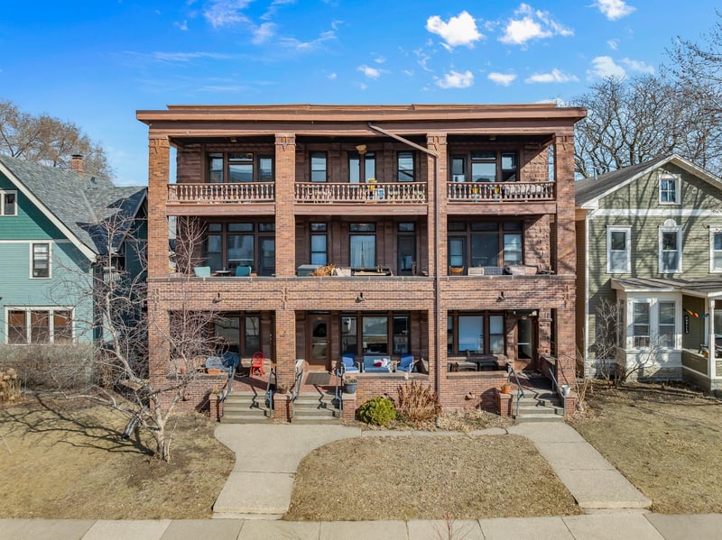 583 Holly Ave, Saint Paul, MN 55102