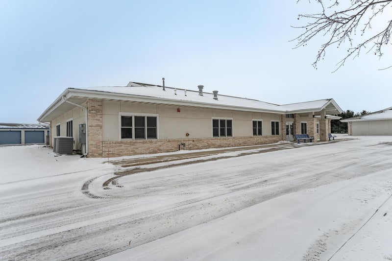 202 5th St SE, Kasson, MN 55944
