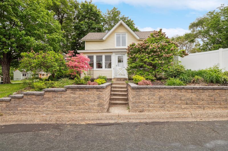 700 7th St W, Hastings, MN 55033