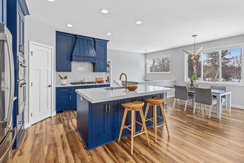 7624 Brooklyn Park Dr, Brooklyn Park, MN 55444