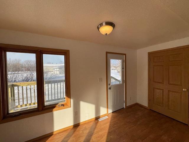 207 4th Ave E, Gary, MN 56545
