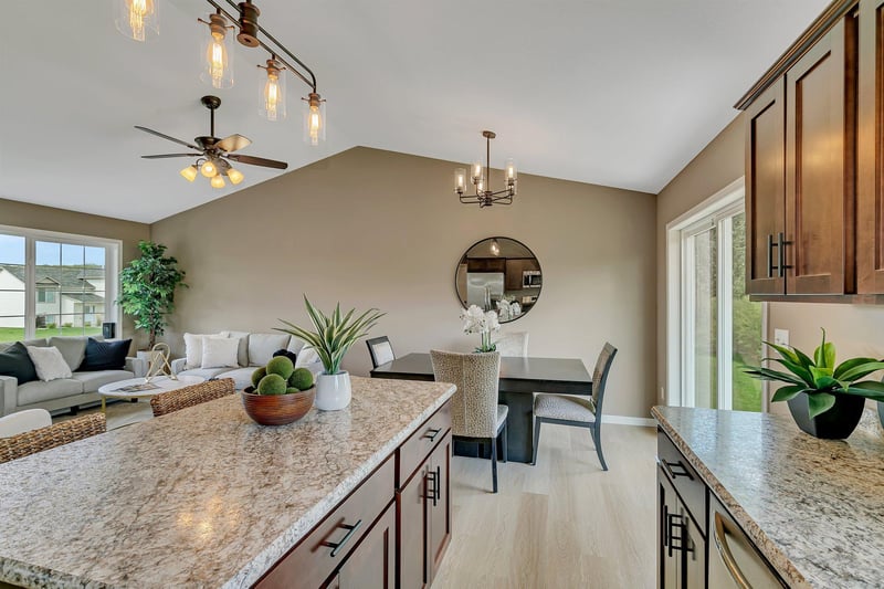 31016 Goldfinch, Rockville, MN 56369