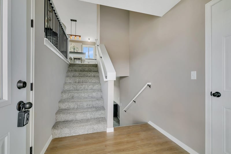 31138 Terra Vista Ln, Rockville, MN 56369