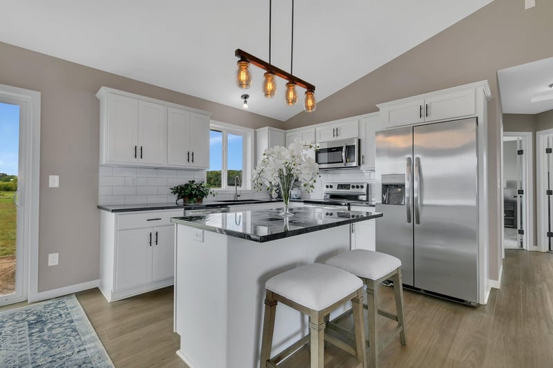 31138 Terra Vista Ln, Rockville, MN 56369