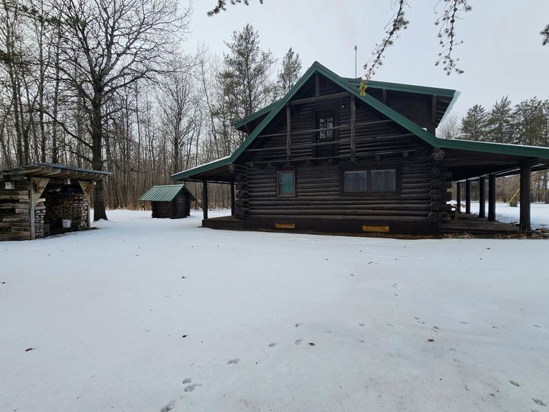 36328 Outpost Rd NW, Grygla, MN 56727