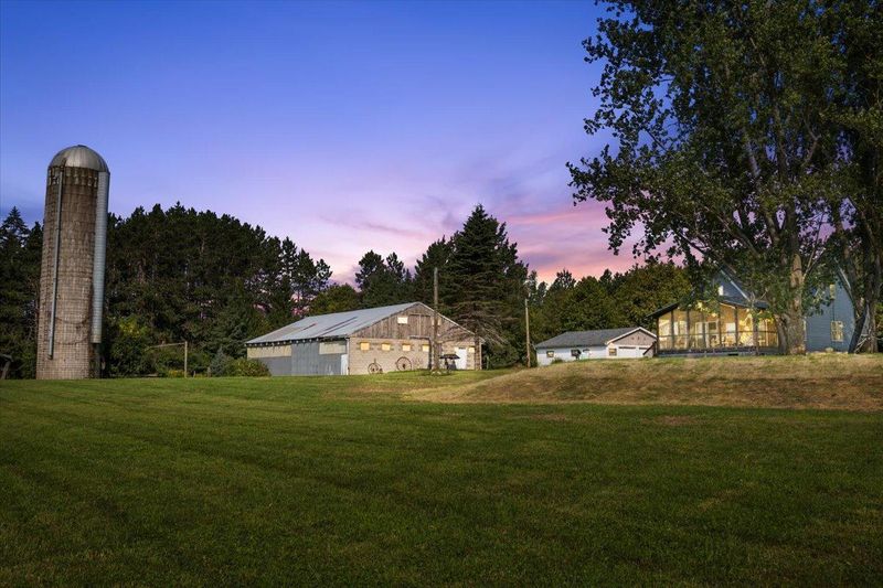 39812 Partridge Dr, Askov, MN 55704