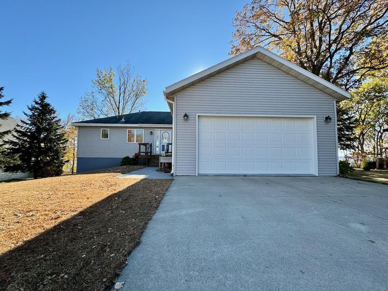 42462 Sunset Hill Rd, Battle Lake, MN 56515