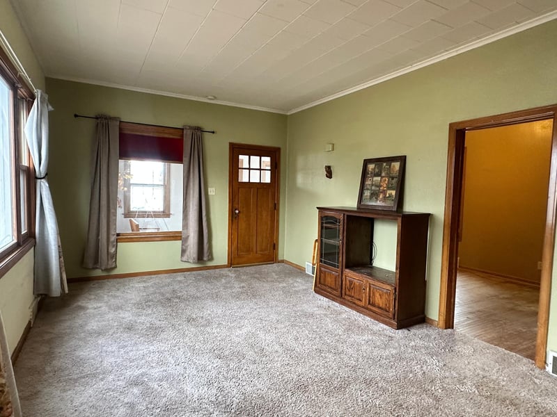 423 Olive St, West Concord, MN 55985