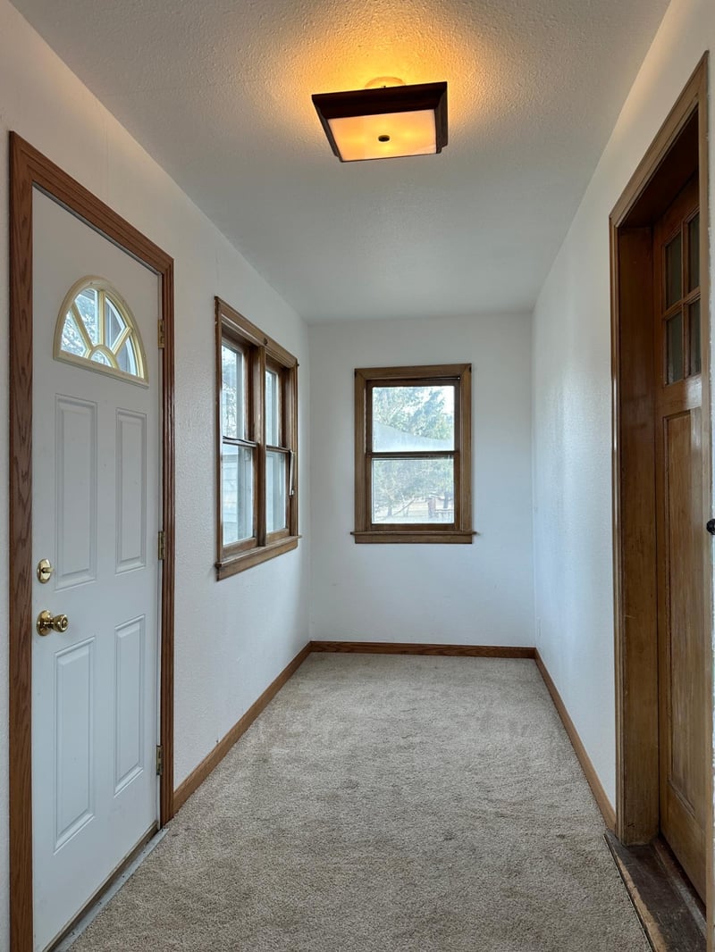 423 Olive St, West Concord, MN 55985