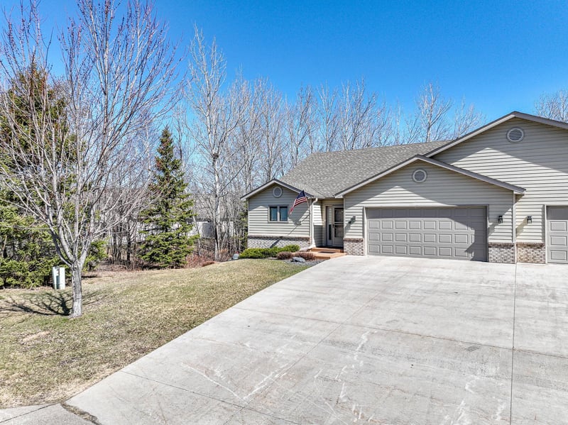 309 Hickory St, Duluth, MN 55811