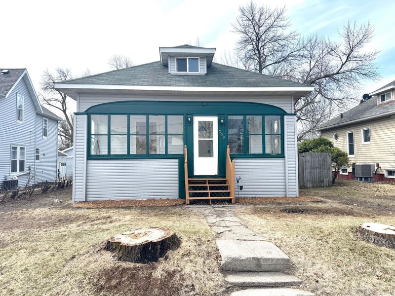 309 3rd St SW, Red Lake Falls, MN 56750