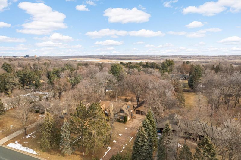 9701 14th Ave S, Bloomington, MN 55425