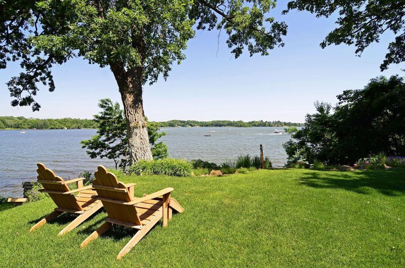 356 West Lake St, Orono, MN 55356