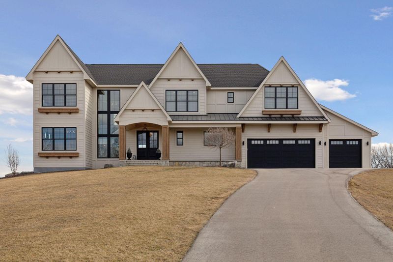 6155 Broadview Ave, Prior Lake, MN 55372