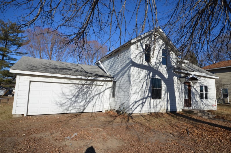 205 Main St W, Morristown, MN 55052