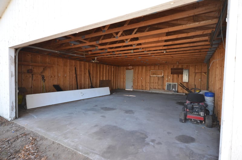 205 Main St W, Morristown, MN 55052