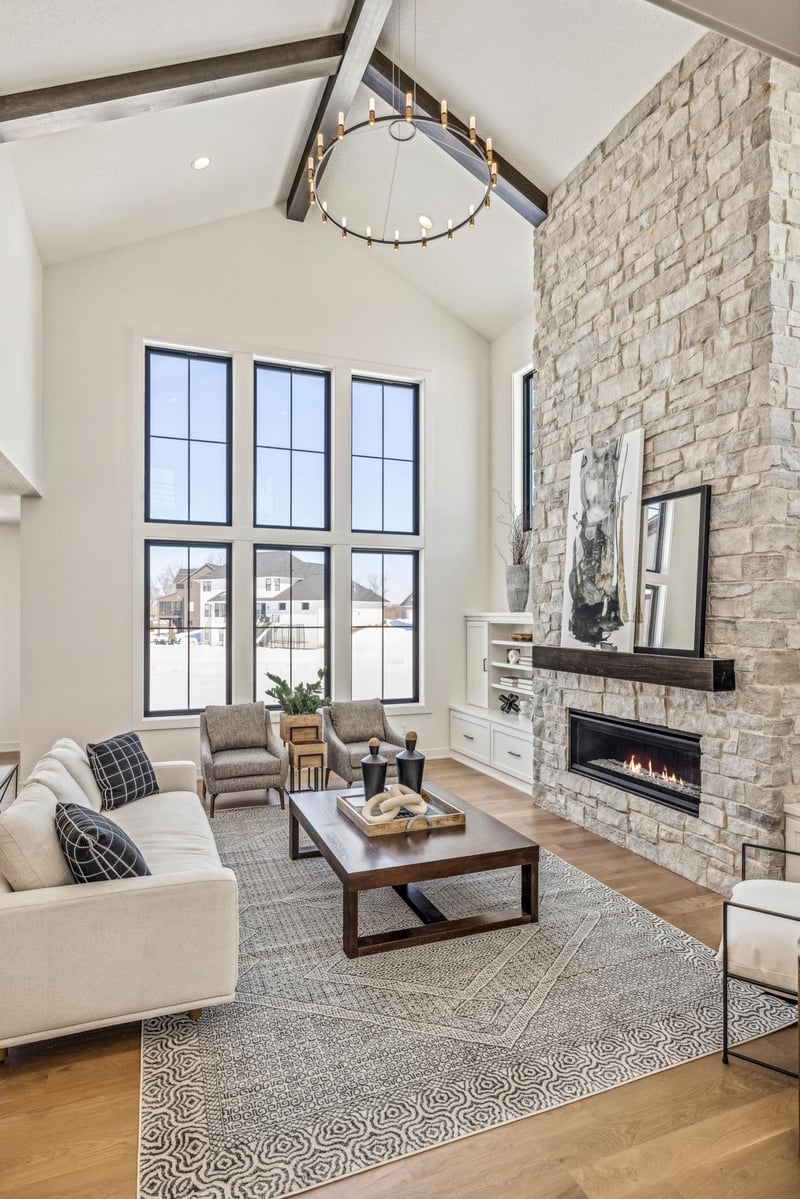 18320 Priory Ln, Minnetonka, MN 55345