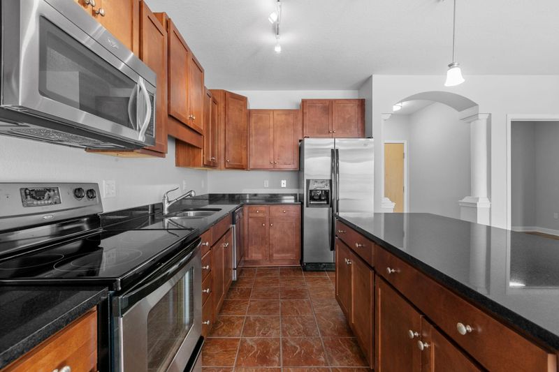 1155 Ford Rd #312, Saint Louis Park, MN 55426