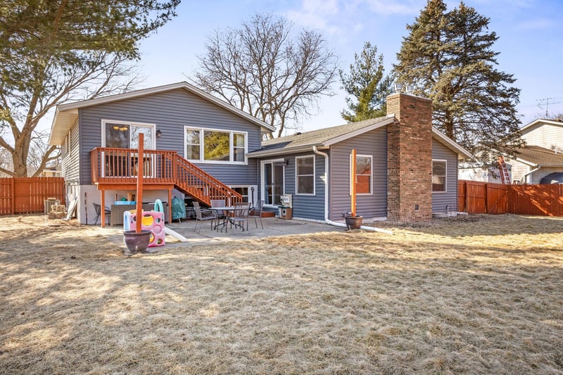 7187 166th Ct, Lakeville, MN 55068