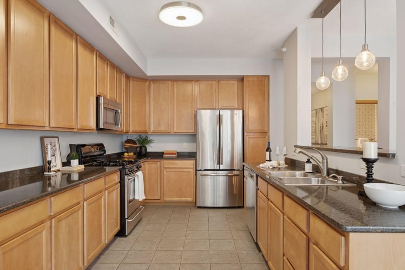 825 Berry St #212, Saint Paul, MN 55114