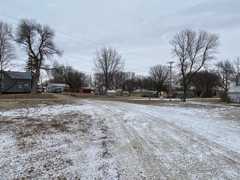 201 S 1st St, Kiester, MN 56051