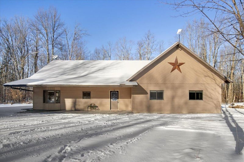 12170 W Johnson Rd, Couderay, WI 54828
