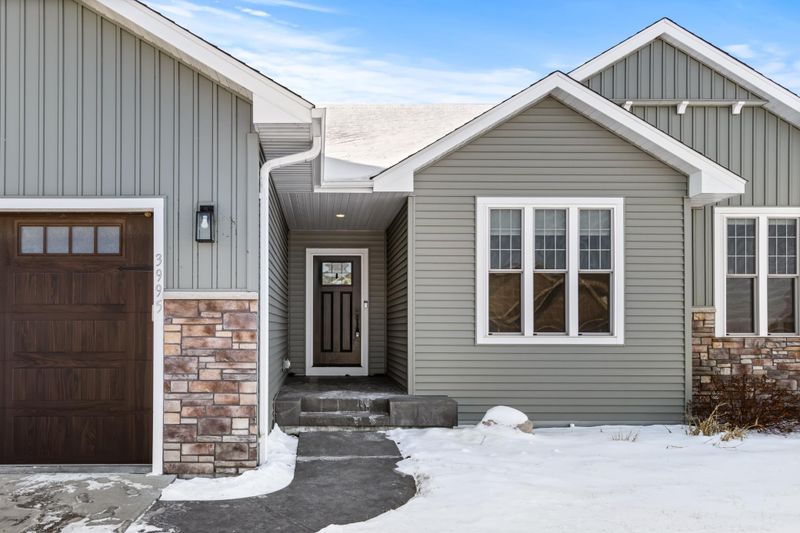 3995 High View Dr, Eau Claire, WI 54703