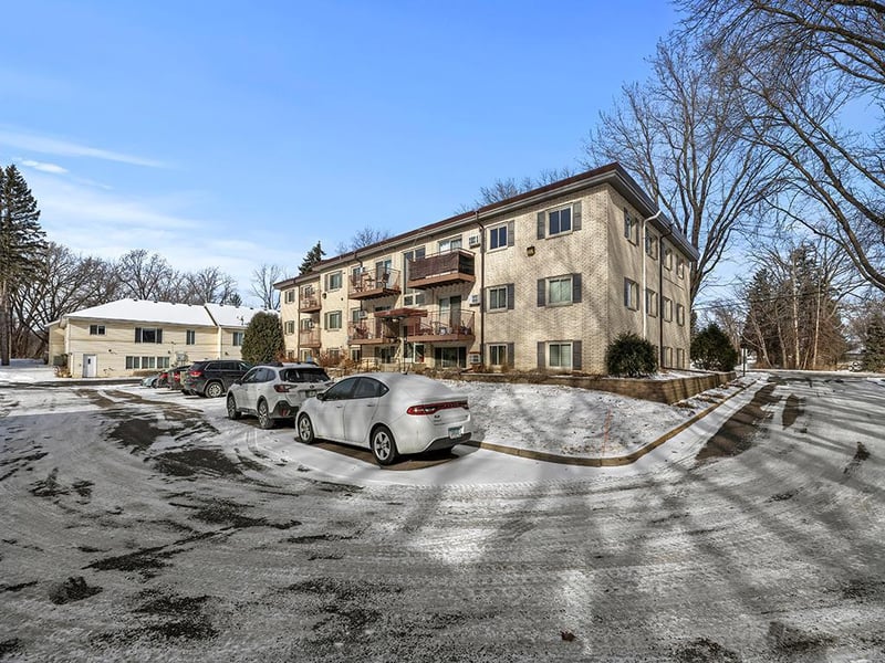 240 Wentworth Ave W #106, West Saint Paul, MN 55118