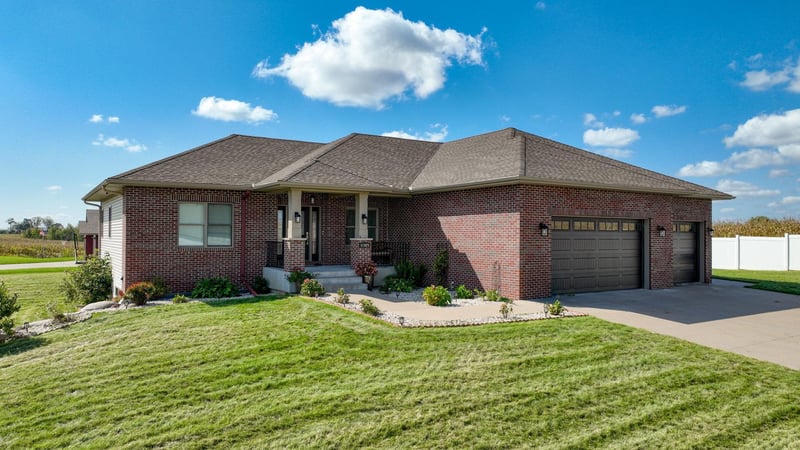 51025 Ridge View Rd, Osseo, WI 54758