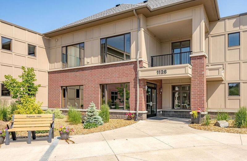 1126 Mesaba Ave #320, Duluth, MN 55811
