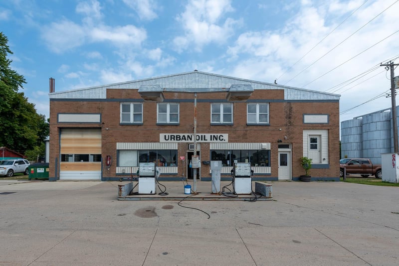 120 W Maine St, Amboy, MN 56010