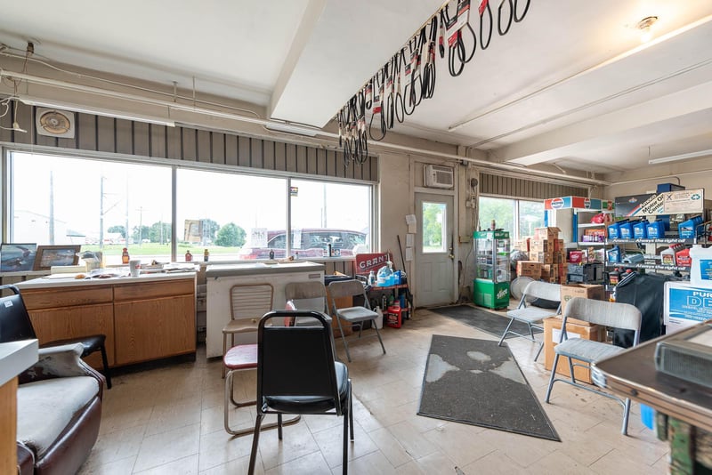 120 W Maine St, Amboy, MN 56010