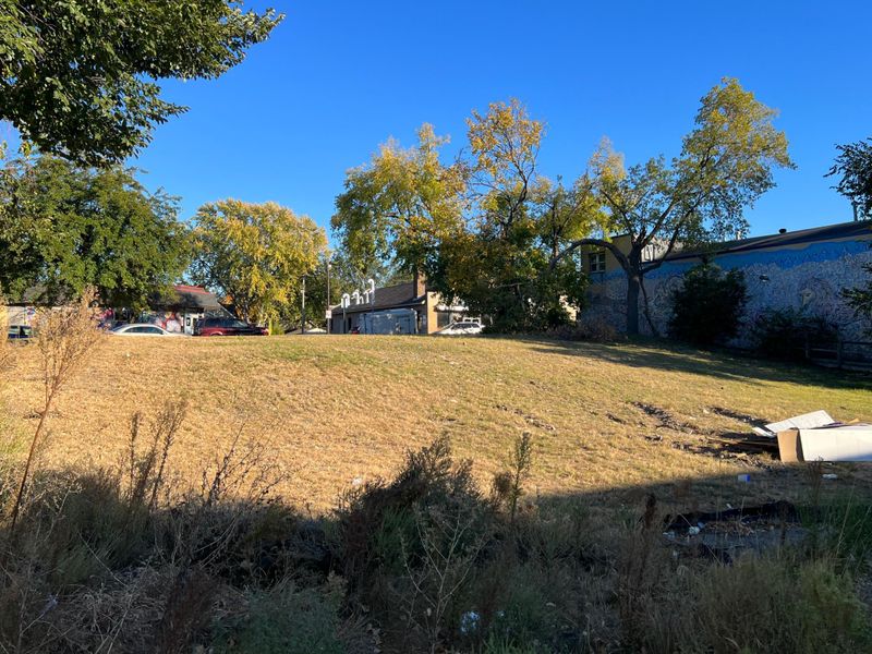 3710 Chicago Ave, Minneapolis, MN 55407