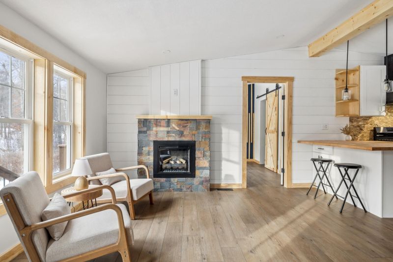 30599 Red Oak Ln, Breezy Point, MN 56472