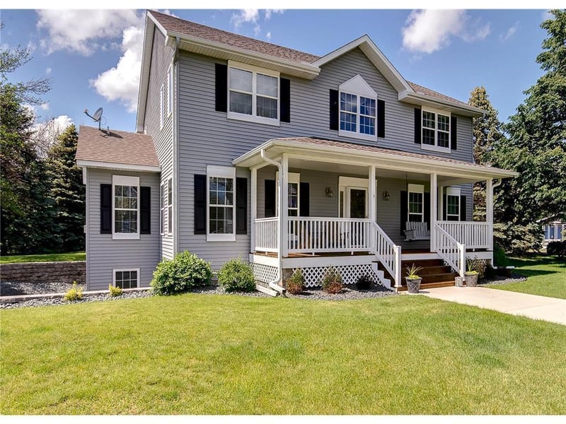 8069 180th St E, Hastings, MN 55033