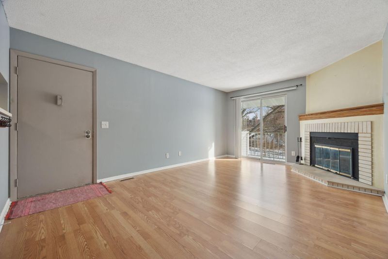 2310 Benson Ave #A, Saint Paul, MN 55116
