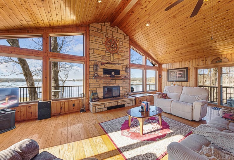 23621 180th St, New Richland, MN 56072