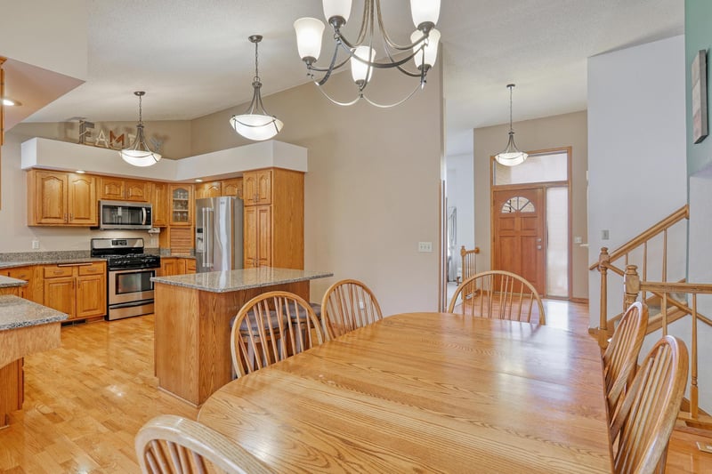 8752 Norwood Ln N, Osseo, MN 55369