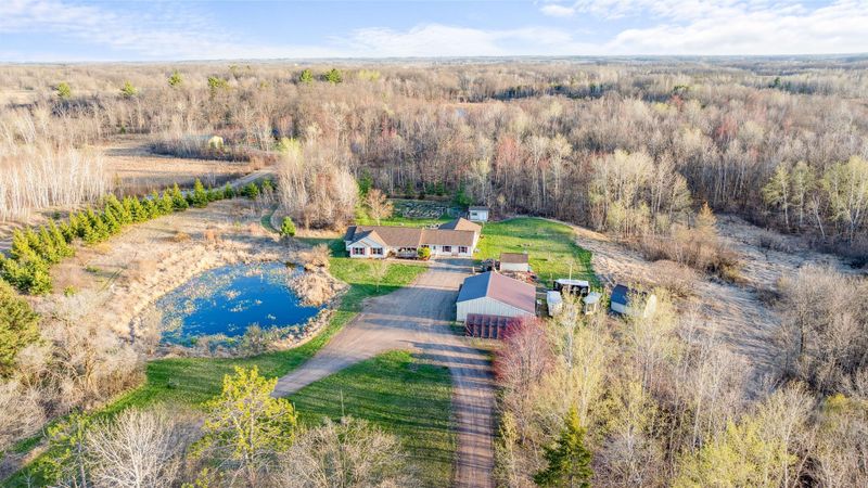 7272 Hawk Ridge Rd, Grasston, MN 55030