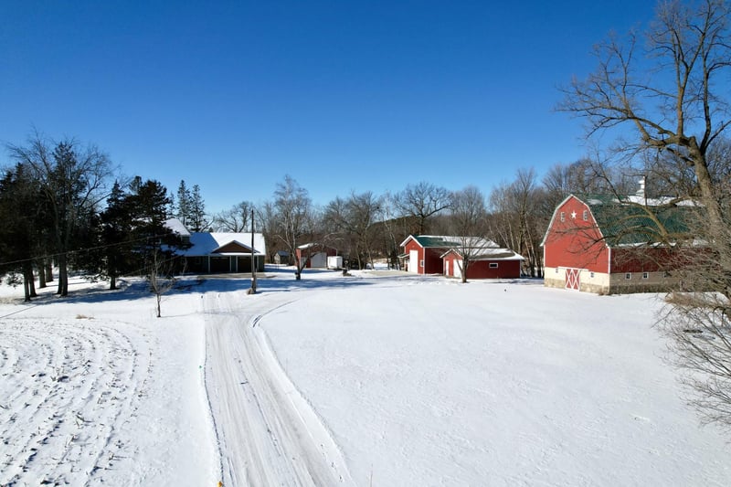 39089 County Road 3, Avon, MN 56310