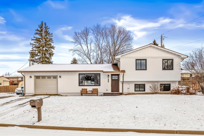 12930 Thomas St, Osseo, WI 54758