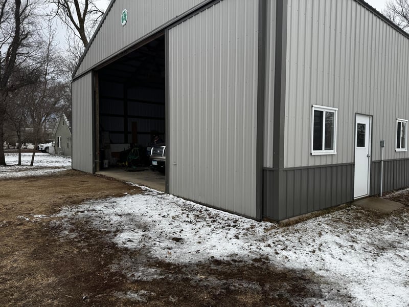 145 S Seeley Ave, Dunnell, MN 56127