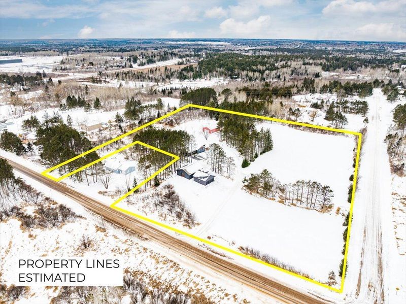 29 Himango Rd, Esko, MN 55733