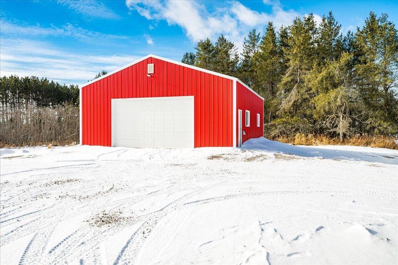 29 Himango Rd, Esko, MN 55733