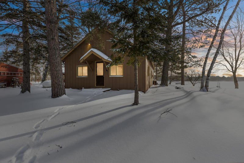1610 Peninsula Rd NE, Outing, MN 56662
