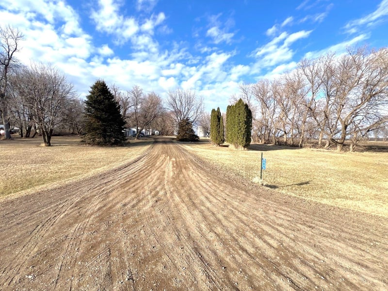 8045 70 St NE, Murdock, MN 56271